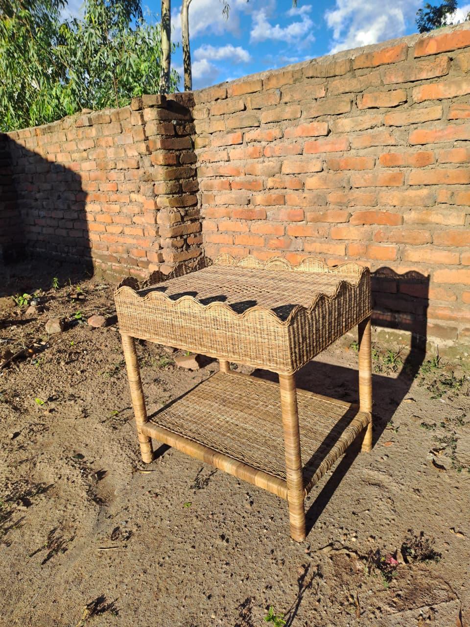 Malawi Scallop Side Drinks Table