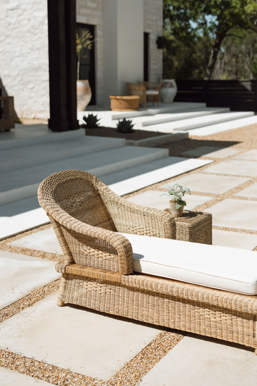 Malawi Classic Cane Lounger