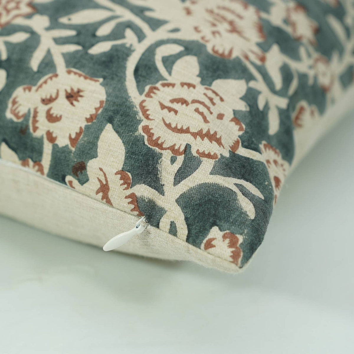 Floral Block Design Linen Blend Pillow Cover - Mriygnani